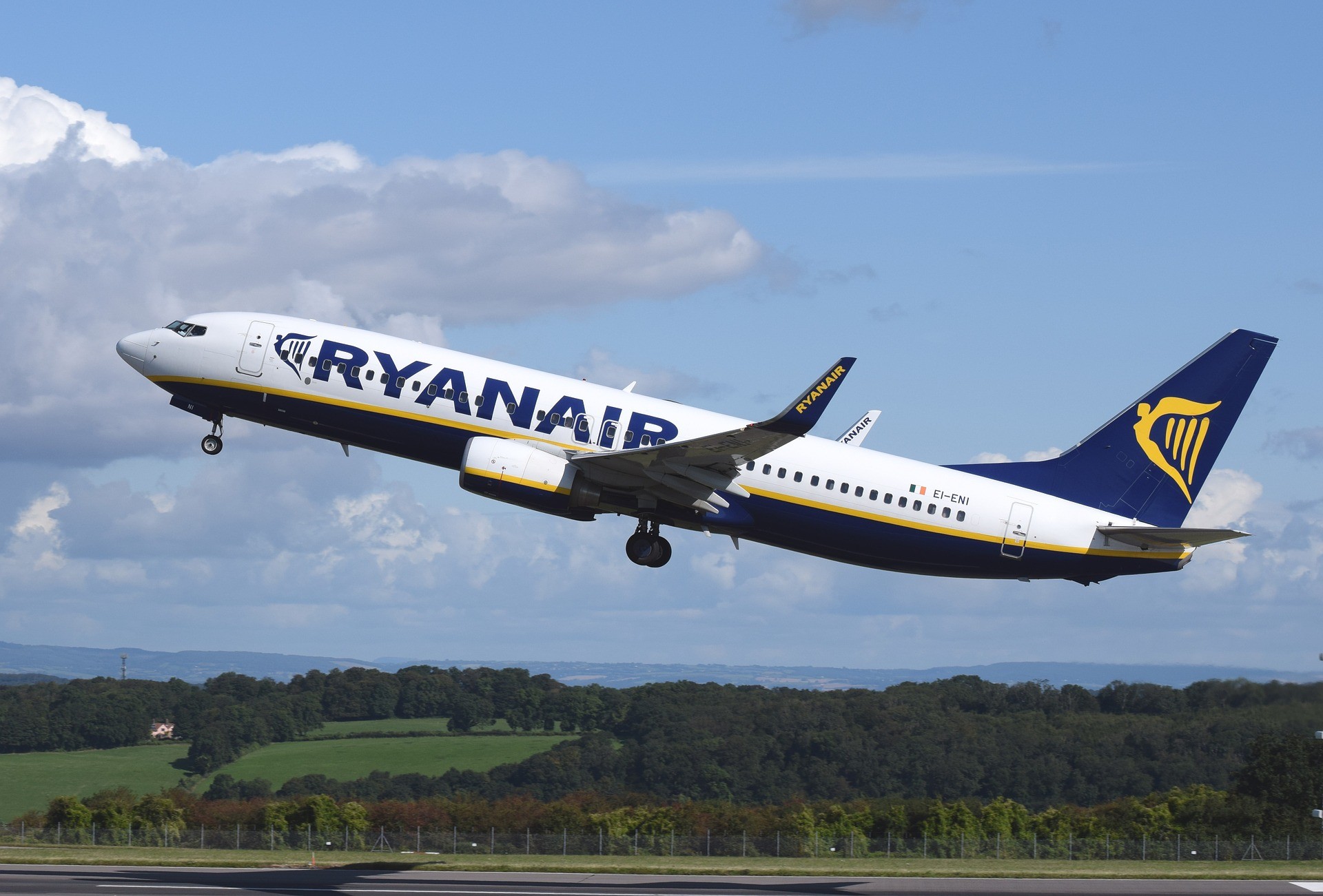 Millionengehalt für Manager statt Flug stornieren bei Ryanair