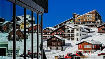 Der Umsatzersatz der Bundesregierung bringt vielen Gastronomen und Hoteliers durch Überförderung mehr Gewinn, als offene Betriebe. Foto: Unsplash/Ricardo Gomez