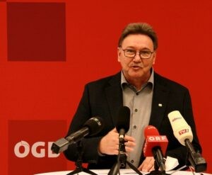 Betriebsrat Erich Schwarz pocht auf die Standortgarantie bei MAN Steyr.