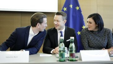 Gernot Blümel, Sebastian Kurz und Elisabeth Köstinger Foto: BKA/Dragan Tatic