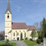 Im beschaulichen Regau in OÖ soll die ganze Familie eines ÖVP-Gemeinderates Corona-Genesungszertifikate gefälscht haben.