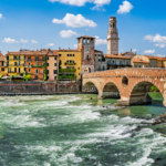 Italien führt eine Übergewinnsteuer für Energieunternehmen ein