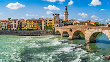 Italien führt eine Übergewinnsteuer für Energieunternehmen ein