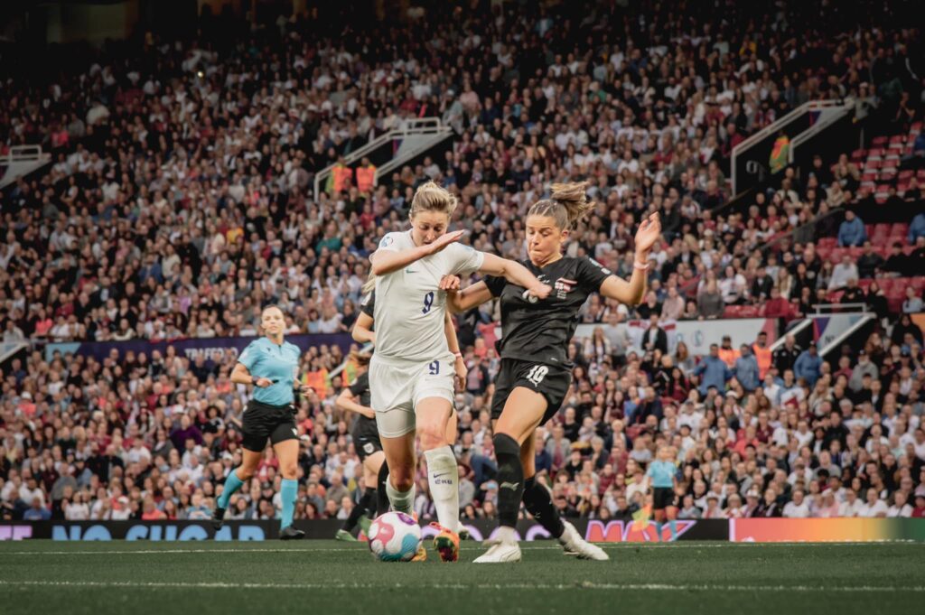 Der Frauenfußball in Österreich schrieb 2022 Geschichte: Bei der Europameisterschaft spielten sich die heimischen Fußballerinnen bis ins Viertelfinale.