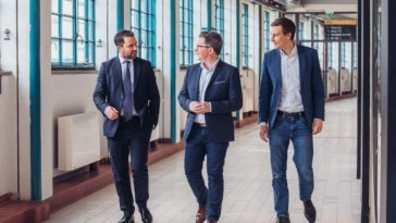 Die SPÖ-Landesparteivorsitzenden der Bundesländer Tirol, OÖ und NÖ, Georg Dornauer, Michael Lindner und Sven Hergovich
