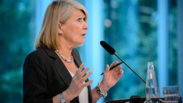 Politologin Chantal Mouffe wird 80 Populismus Begriff