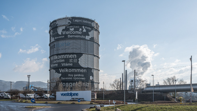 Streik in der Voest: Am Dienstag legten 6.000 Beschäftigte im Linter Stahlwerk die Arbeit nieder// Bild: wikimedia/Isiwal/CC BY-SA 4.0