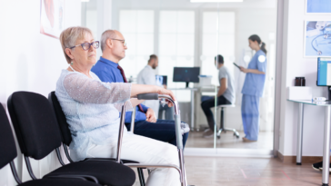 Die Wartezeit für eine Operation beträgt in Oberösterreich bis zu 60 Wochen// Bild: freepik/DCStudio