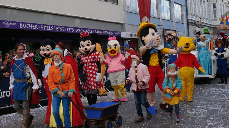Kärnten Fasching, Villach. Naturpuur, CC BY 4.0, via Wikimedia Commons