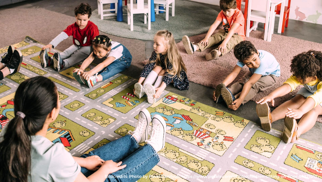 Großelternkarenz ÖVP Kinderbetreuung Niederösterreich