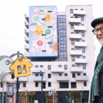 Der neue Gemeindebau Willi Resetarits Hof wurde von Wohnbaustadträtin Kathrin Gaal an die Bürger:innen übergeben.