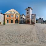 Man sieht den Eisenerzer Bergmannsplatz - das Zentrum der bekannten Bergabbaustadt.